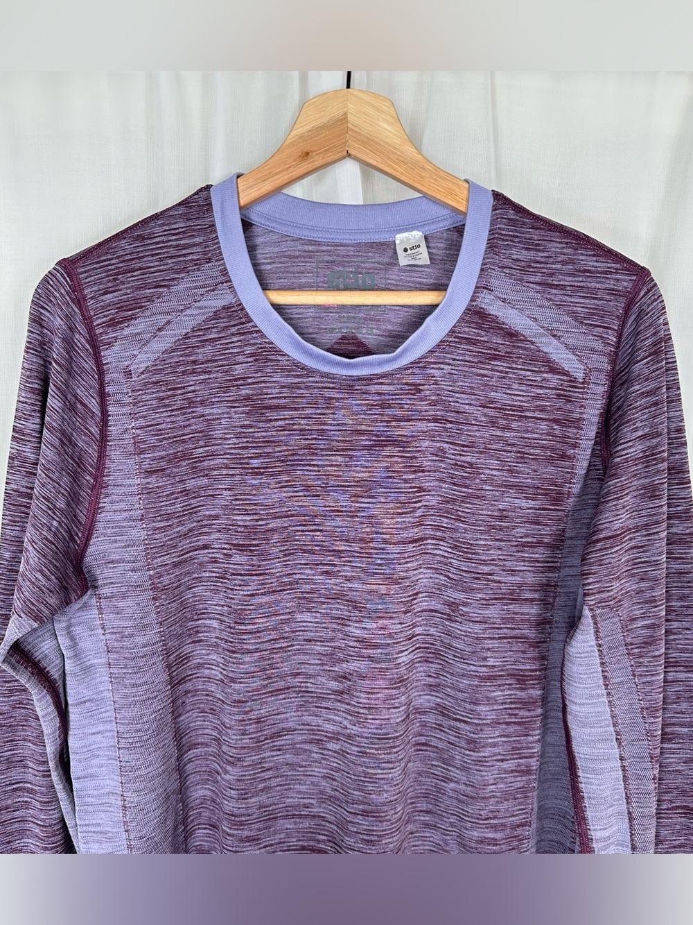 Stio Womens Basis Seamless Tech Crew Long Sleeve Top Purple Large Activewear - Picture 4 of 13